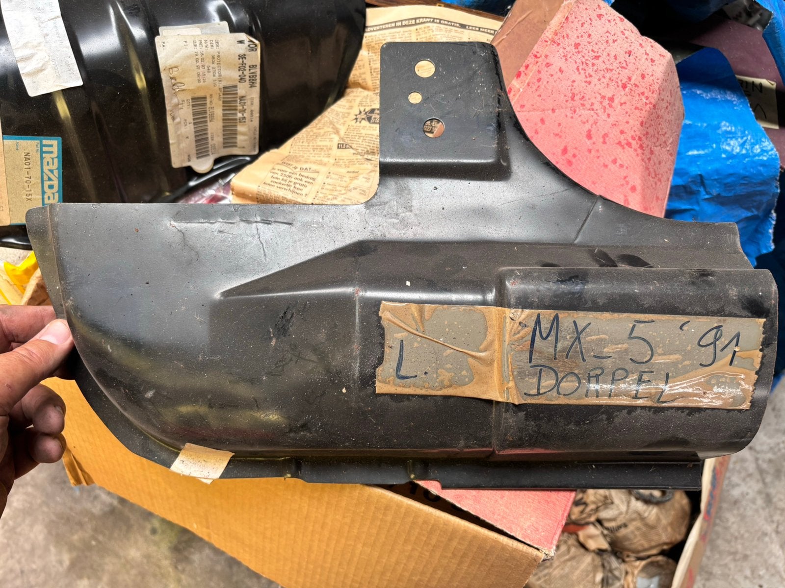 Seuil gauche de la Mazda MX-5 Miata 1989-1997, Enlèvement, Mazda