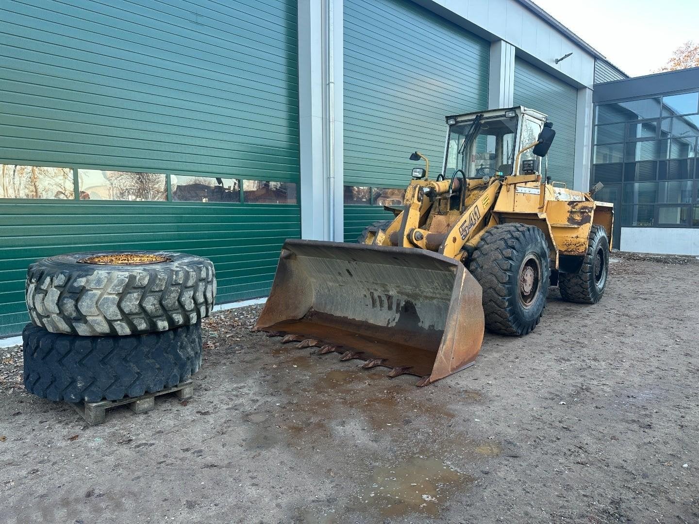 Liebherr L541 Included spare wheels, Chargeuse sur pneus ou Chouleur