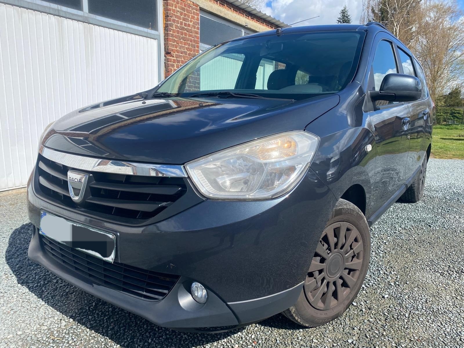 Dacia Logdy 1.6 essence 5pl 1er main ️, Euro 5, Achat, Noir, Air conditionné
