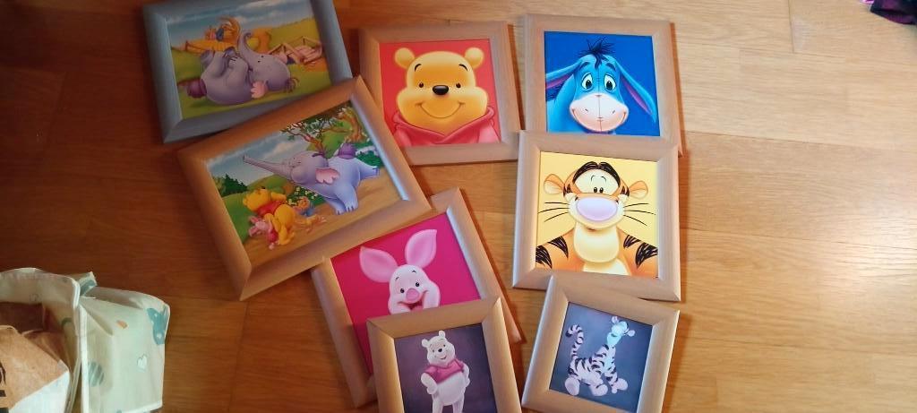 lot de 8 cadres Winnie et ses amis, Maison & Meubles, Enlèvement, Comme neuf