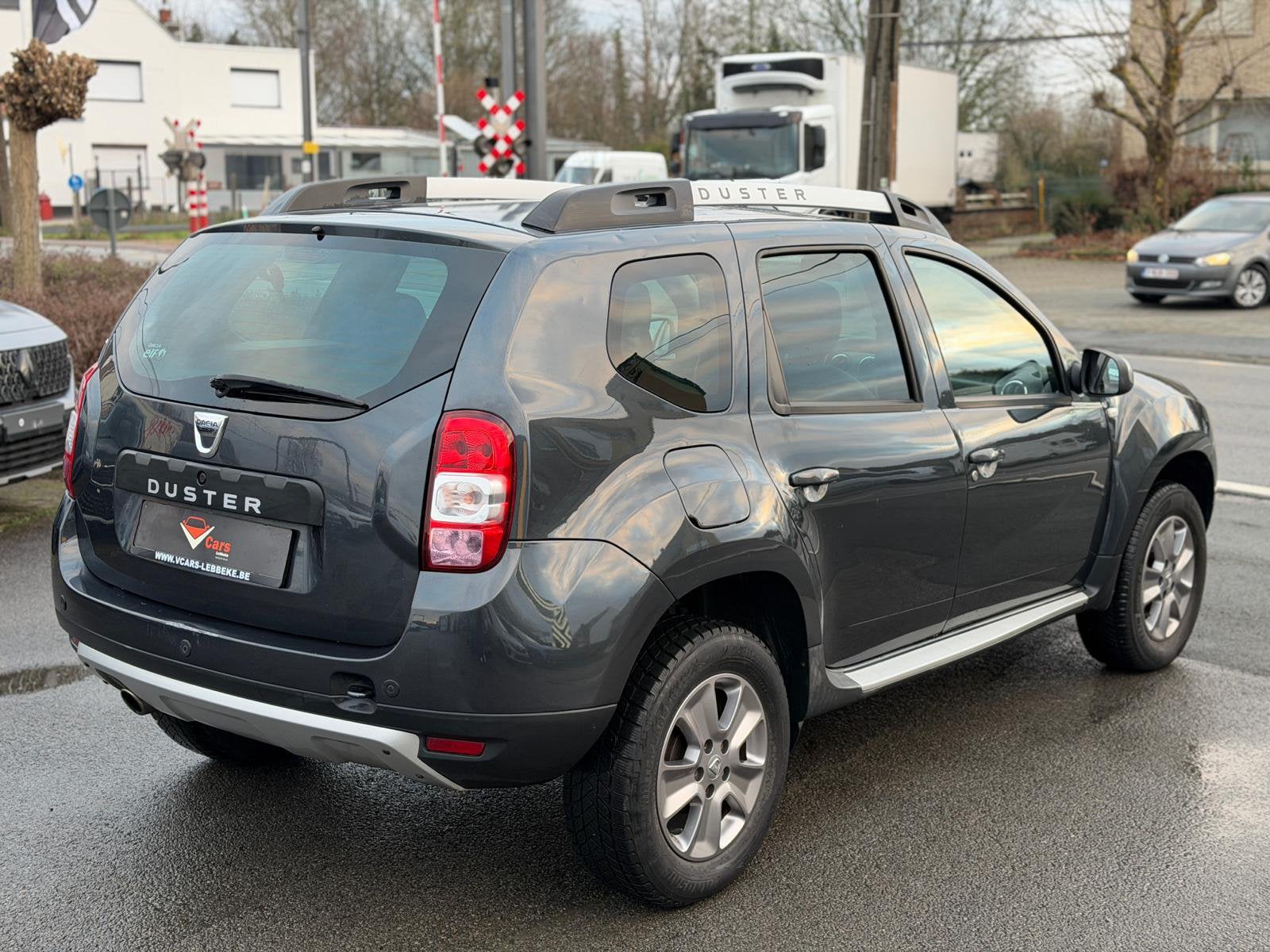 Dacia Duster benzine 1ste eig. Navi airco + keuring en ga, Autos, Dacia, Bluetooth, Achat, Entreprise, Duster