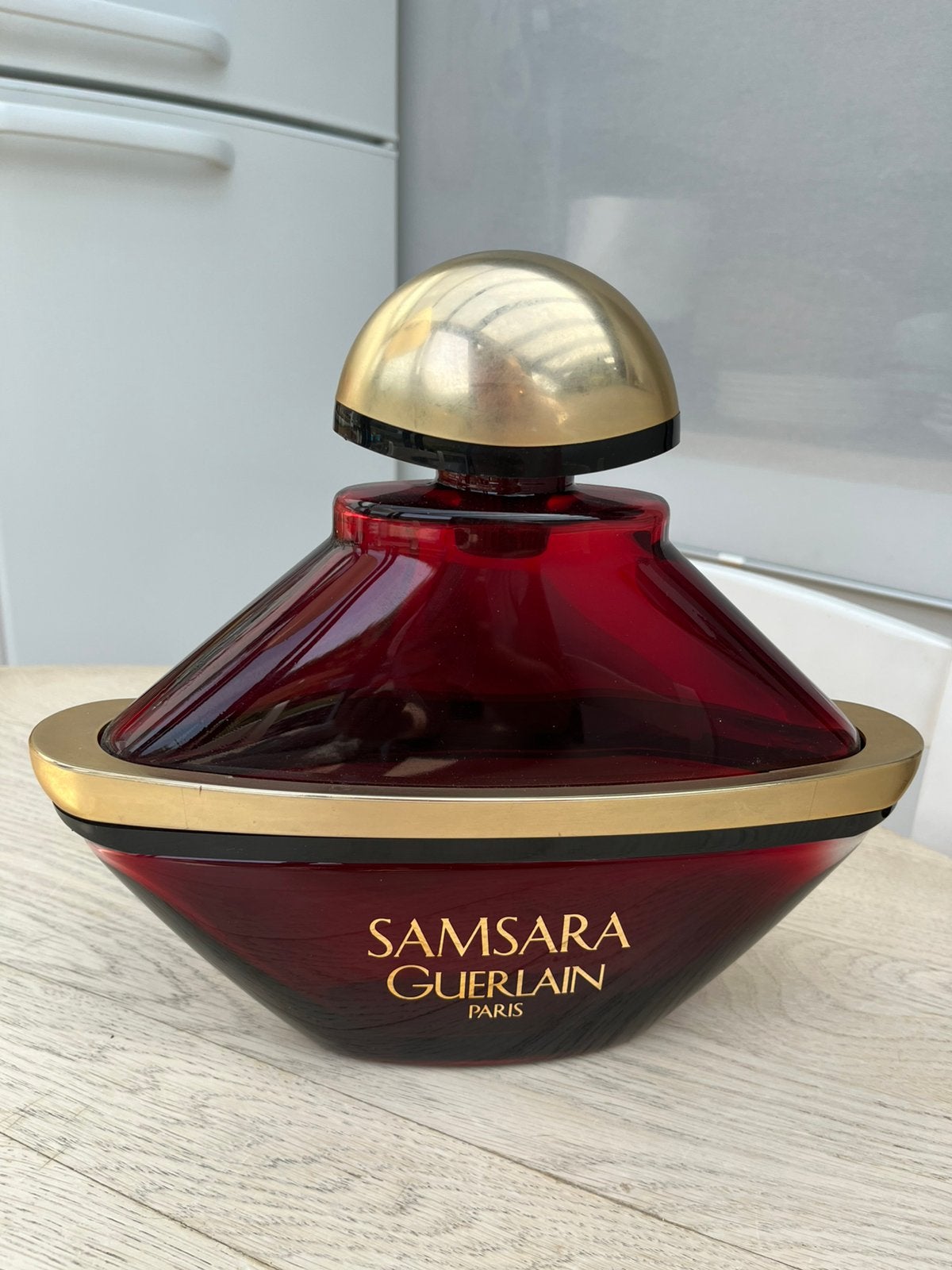 Factice géant Samsara Guerlain, Verzamelen, Parfumverzamelingen, Ophalen, Zo goed als nieuw