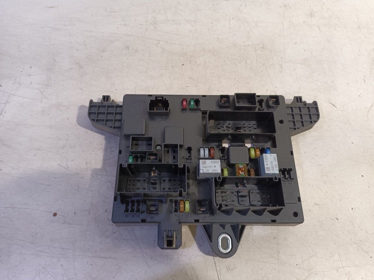 Zekeringkast Opel Zafira, Onderdelen@venauto.nl, Van der Ven Autorecycling B.V., Gebruikt, Ettenseweg 76, 4706 PB Roosendaal, The Netherlands