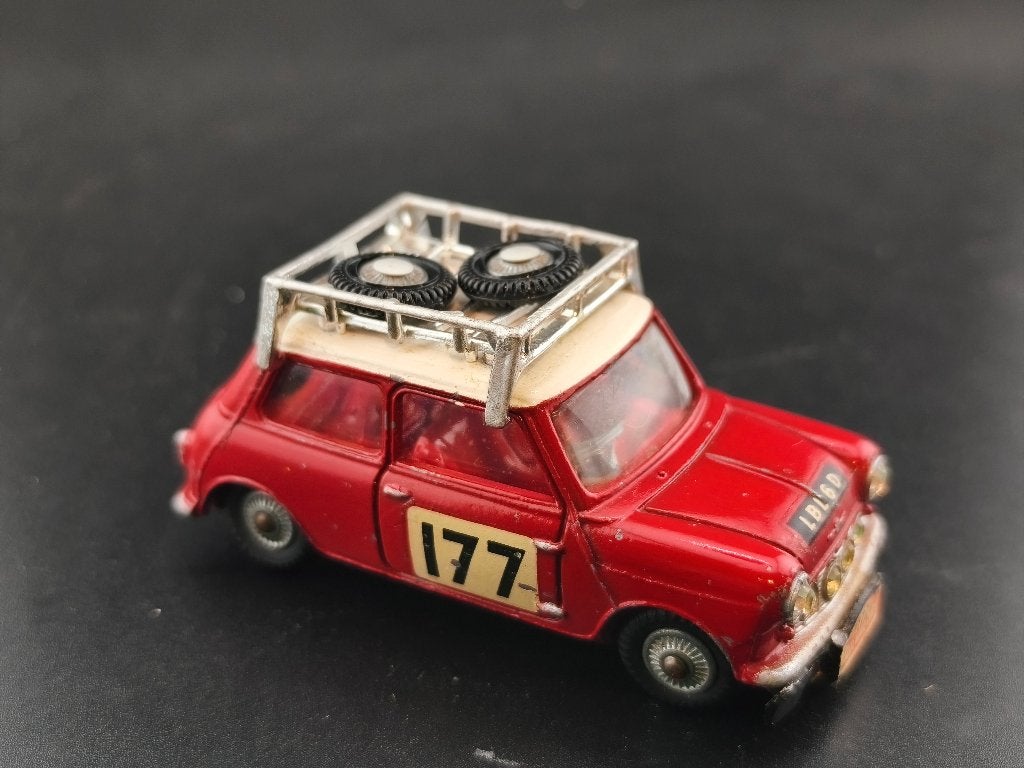 CORGI TOYS UK MORRIS MINI RMC REF 339, Enlèvement ou Envoi, Utilisé, Voiture, Corgi