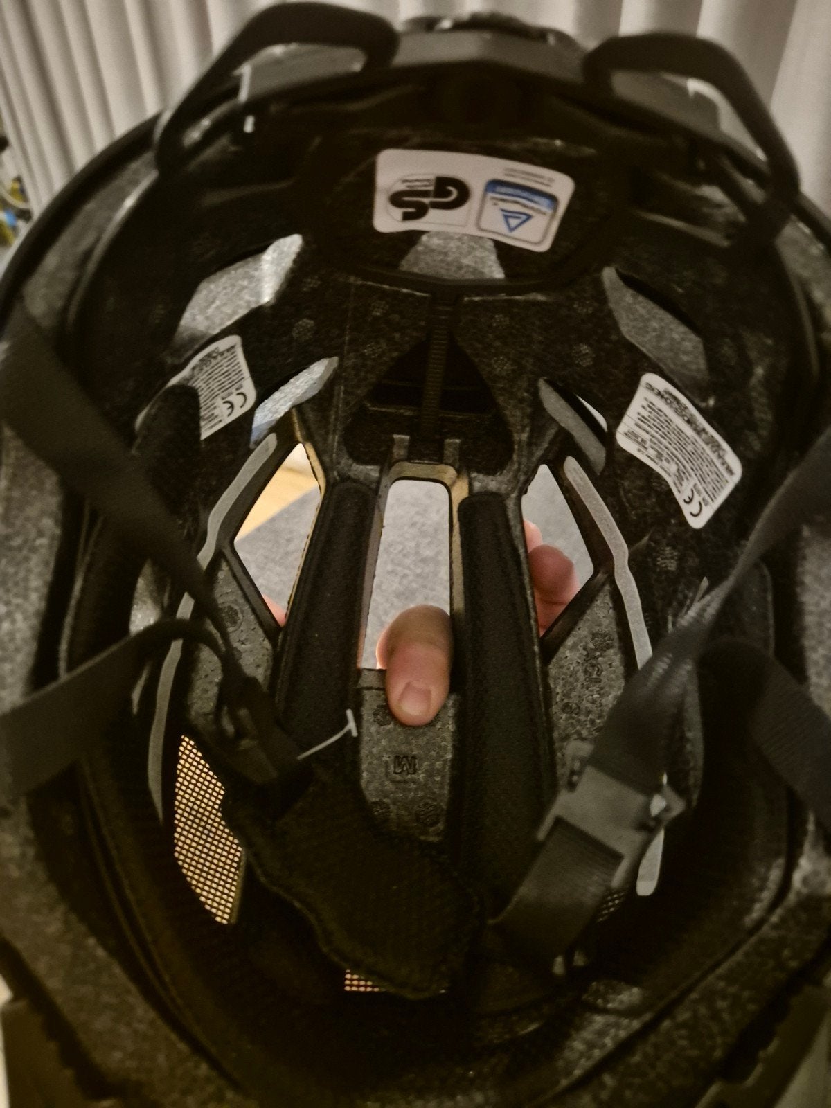 Abus helm zwart., Ophalen