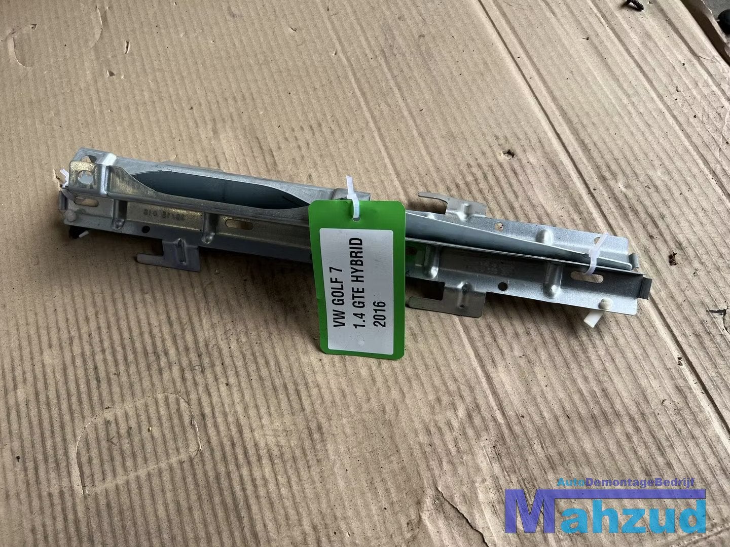 VW GOLF 7 Interieur losse delen steun 5GE858908A 5GE858907A, Auto-onderdelen, Gebruikt, Volkswagen, Volkswagen AG, Vw@volkswagen.de