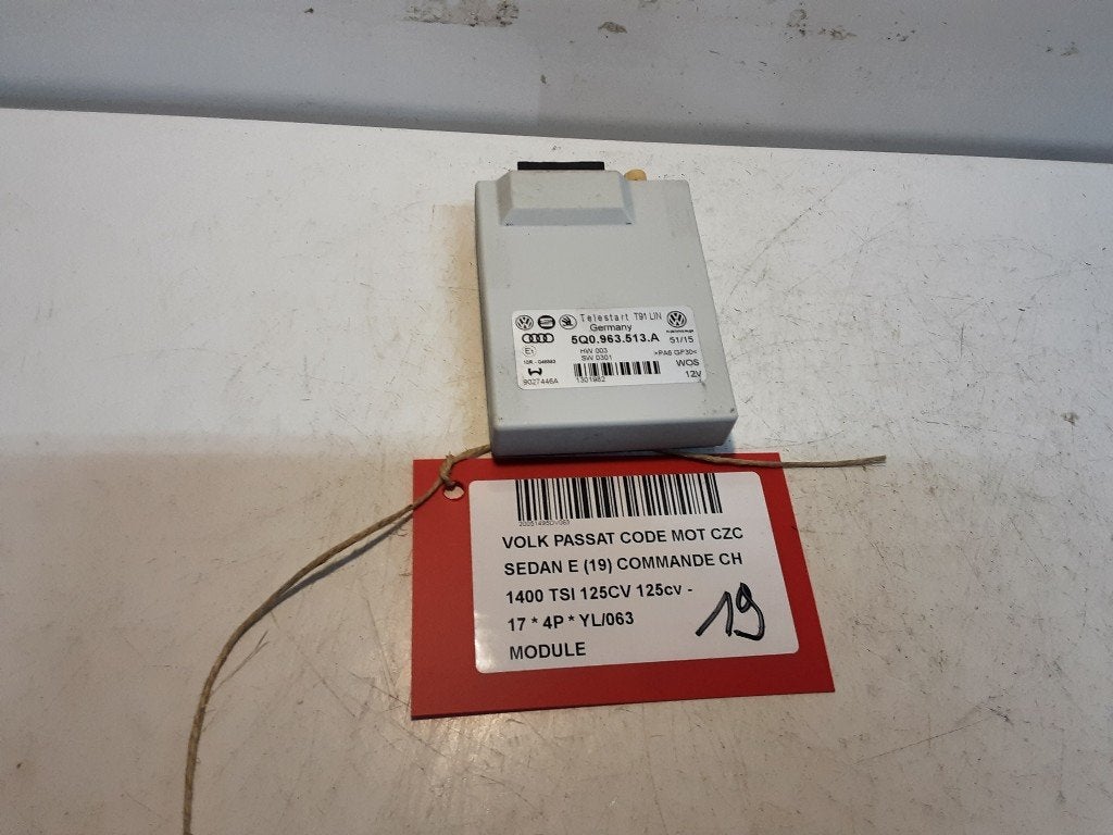 UNITE ELECTRONIQUE Volkswagen Passat (3G2) (5Q0963513A), Volkswagen, Mevr. I. Hauben, Utilisé, Rue de l'Espoir 34 34
4030  GRIVEGNÉE, BE
