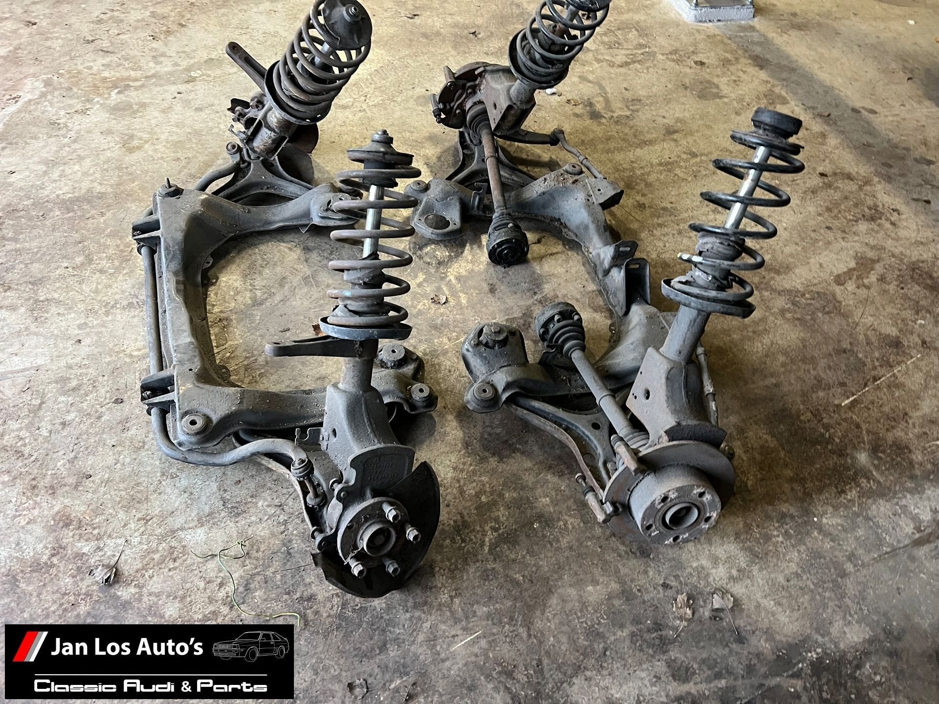 Audi ur-quattro subframe v+a en veerpoten 5 gaats naaf, -, -, Origine de la pièce connue, Audi