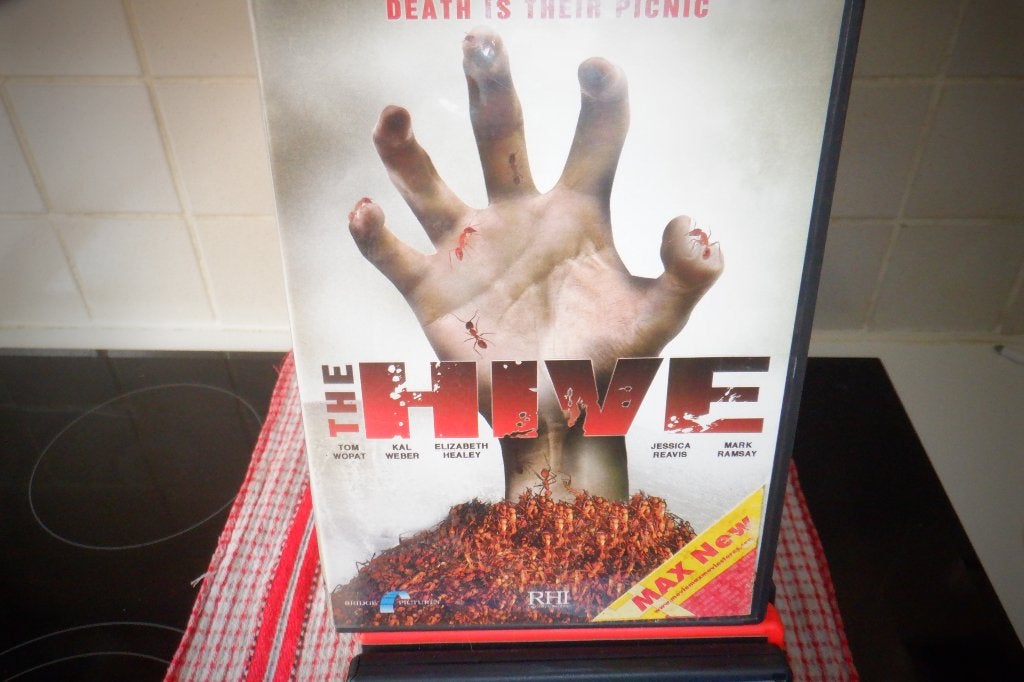 DVD The Hive., CD & DVD, DVD | Horreur, À partir de 16 ans, Enlèvement ou Envoi, Comme neuf, Monstres