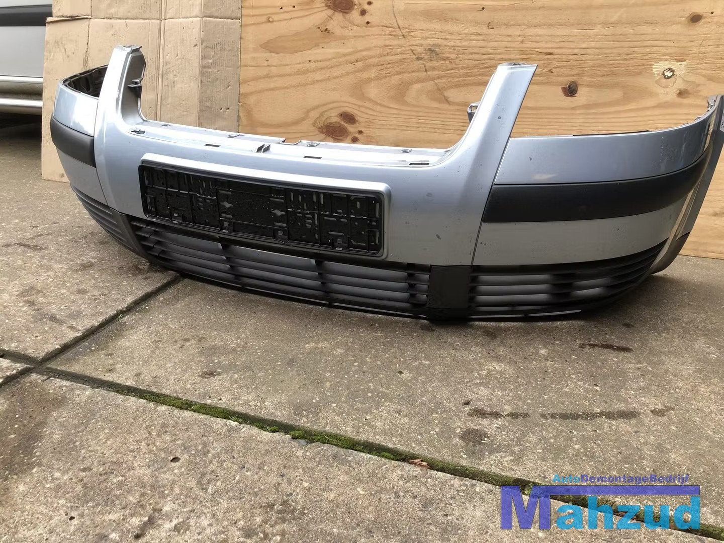VW PASSAT 3B3 Grijs LB5S voorbumper bumper 2000-2005, Pare-chocs, Volkswagen, Volkswagen AG, Vw@volkswagen.de