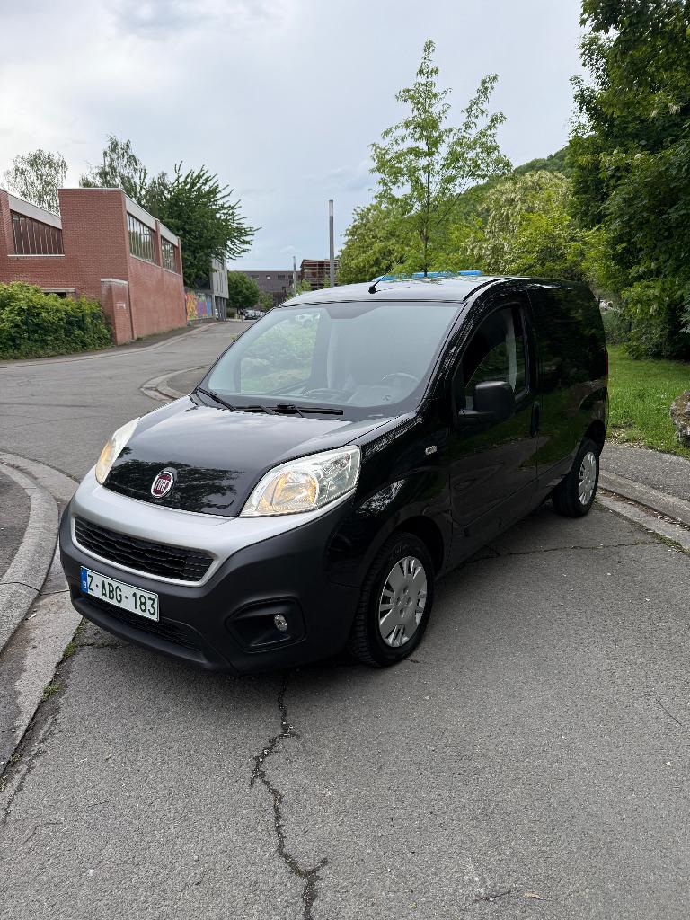Fiat Fiorino 1.3 Multijet - euro6 - TVA - Garantie, Autos, Fiat, Entreprise, Doblo, Air conditionné, Bluetooth, Ordinateur de bord