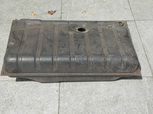 Réservoir d'essence VW Beetle 1302 ou 1303, Enlèvement