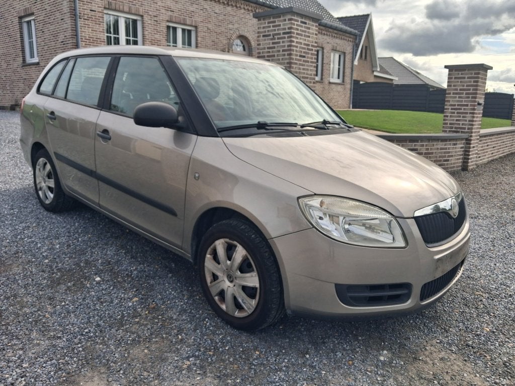 Fabia benzine 2008, Autos, Achat, Entreprise, Boîte manuelle, 5 portes