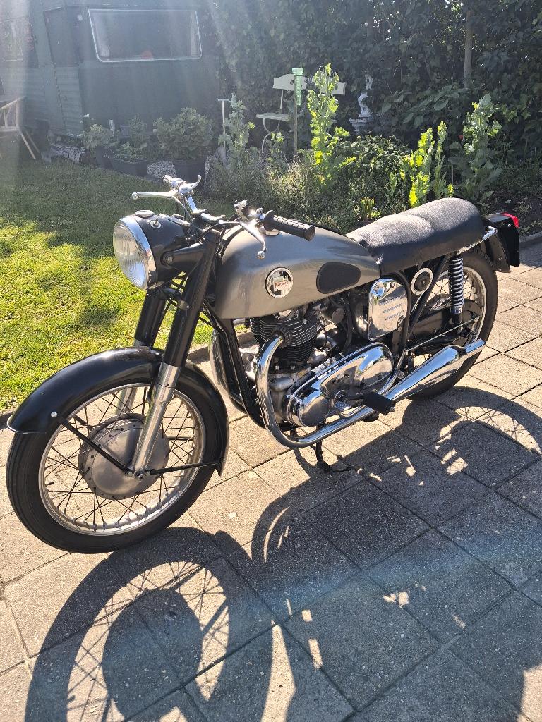 Te Koop   Norton  Dominator, Motoren, 2 cilinders, Motorrijbewijs A, Gebruikt, Toermotor