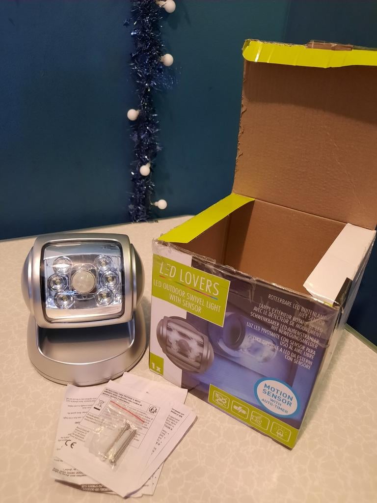 Roteerdareled buitenlamp met sensor, Tuin en Terras, Ophalen