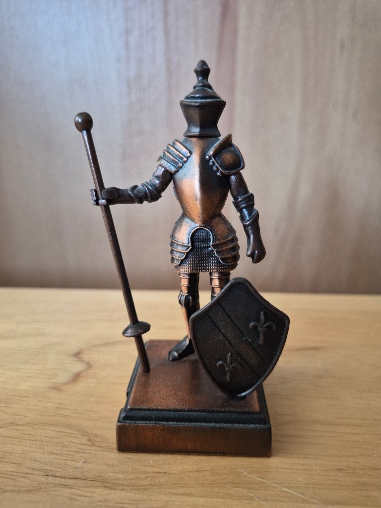 Taille-crayon figurine chevalier avec bouclier, Enlèvement, Comme neuf