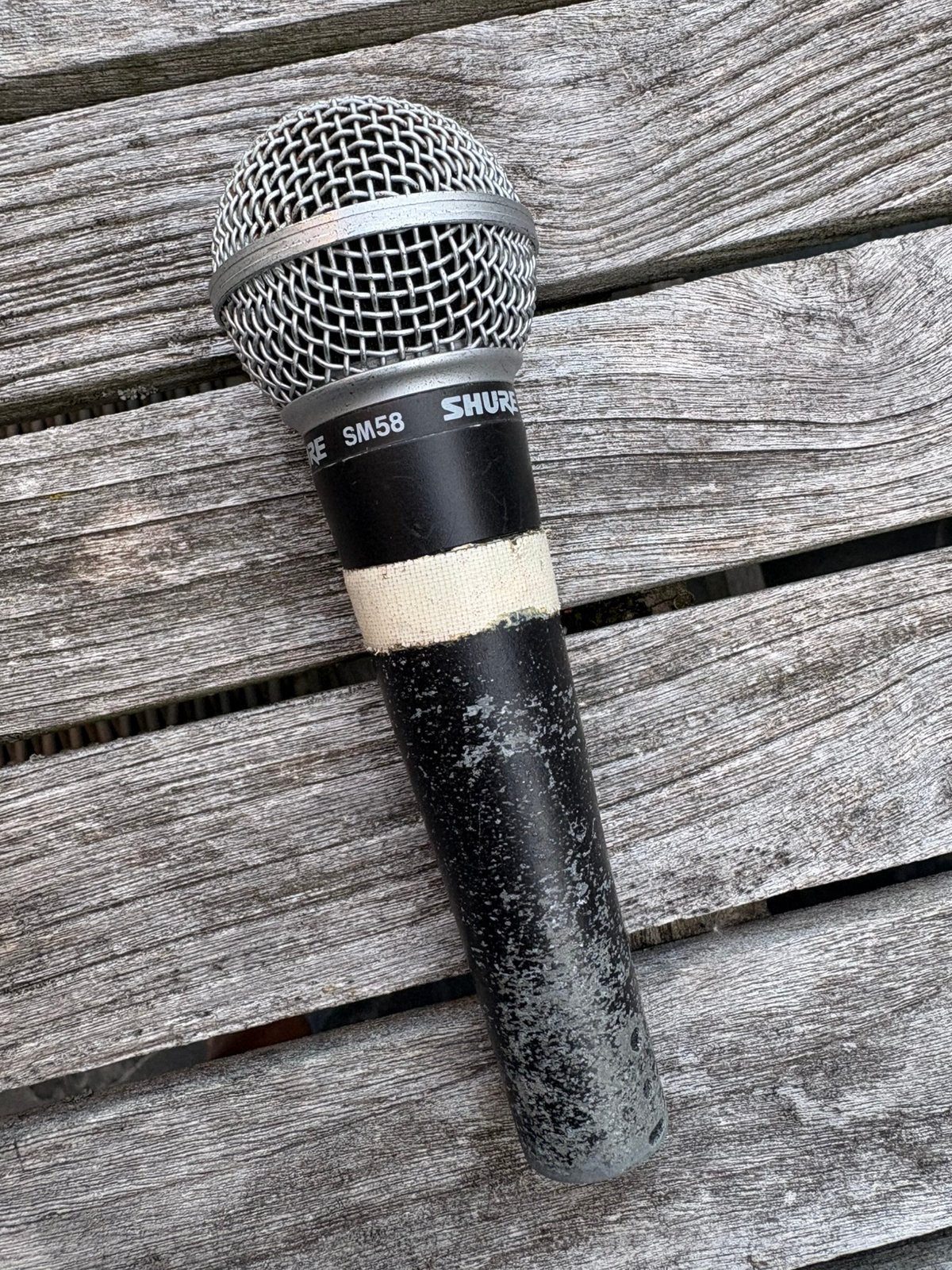 Shure SM58 used but still working, Muziek en Instrumenten, Microfoons, Ophalen, Gebruikt, Zangmicrofoon