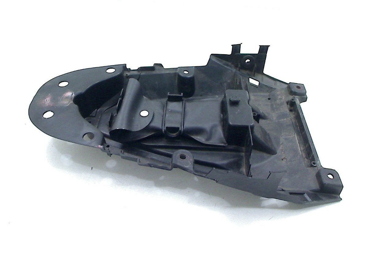 SPATBORD ACHTER Suzuki SFV 650 Gladius (63111-44h0), Dhr. S. di Majo, Gebruikt, Info@cama-motorparts.nl, P.J. Troelstraweg 8 8
3144 CX  MAASSLUIS, NL