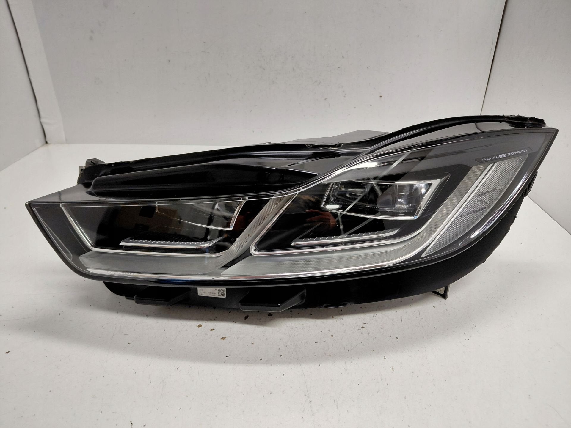 Jaguar I-Pace Koplamp Links J9D3-13W030-HC, Gebruikt, Dpoffice@jaguarlandrover.com, Abbey Road, Whitley 1
CV3 4LF  Coventry, Jaguar