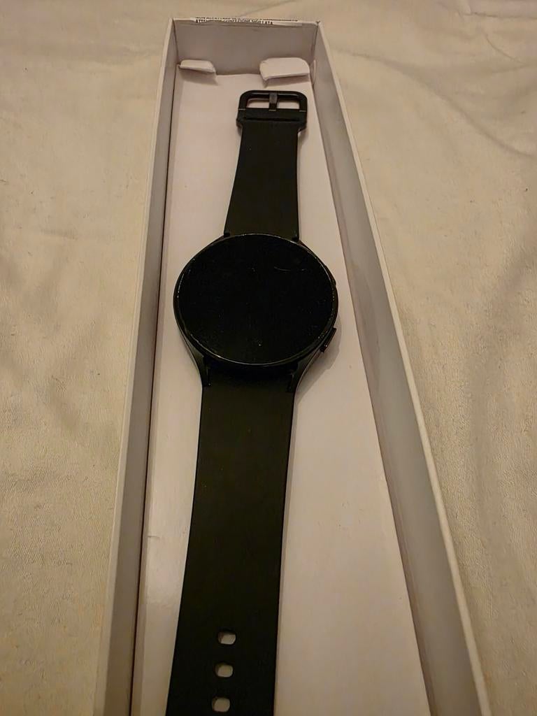 Montre Galaxy 4, Enlèvement