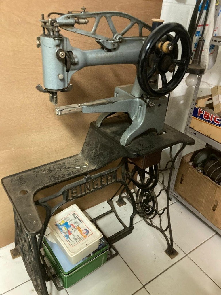 Singer naaimachine, Ophalen
