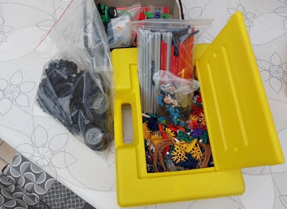 Knex doos, Enfants & Bébés, Jouets | Blocs de construction, Enlèvement, Comme neuf, K'nex