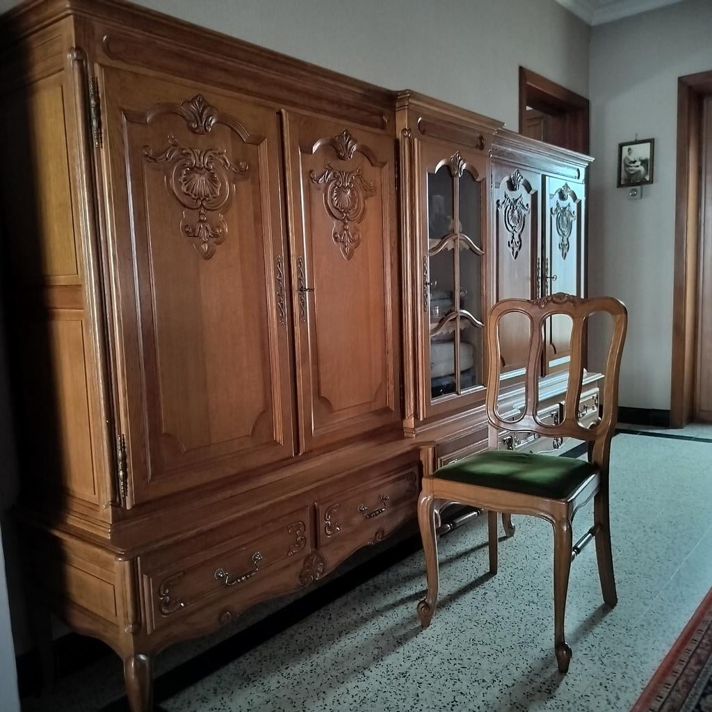 Eetkamer., Ophalen
