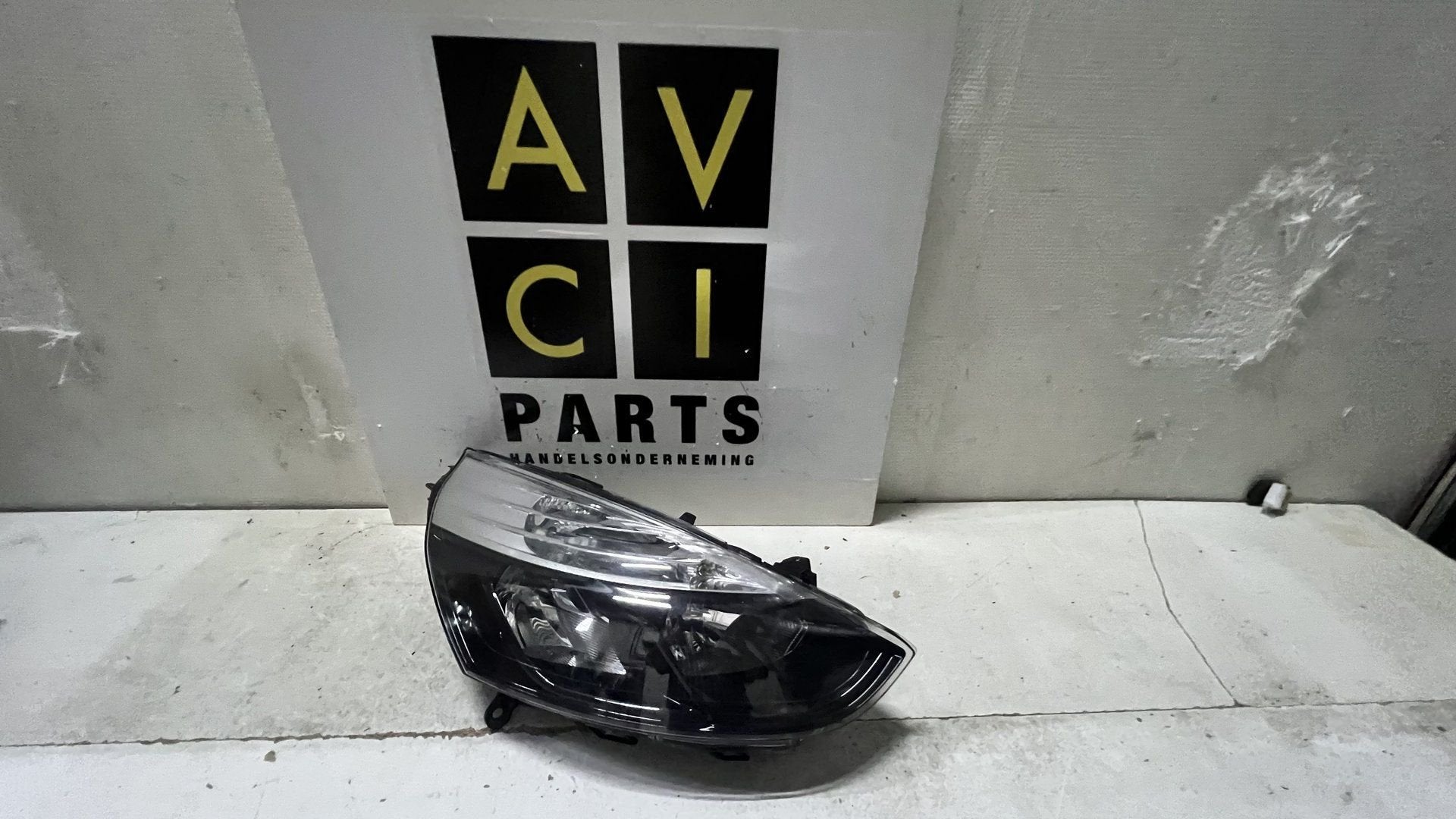 Koplamp Renault Clio IV 260106961R 2012- Rechts, Auto-onderdelen, Gebruikt, -, Renault, -