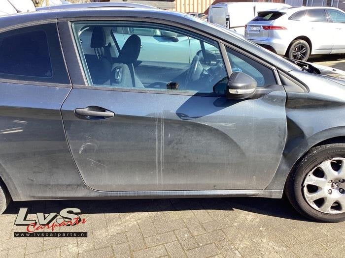 Portière 2portes droite d'un Peugeot 208 (KTPD), -, 3 mois de garantie, Utilisé, Porte