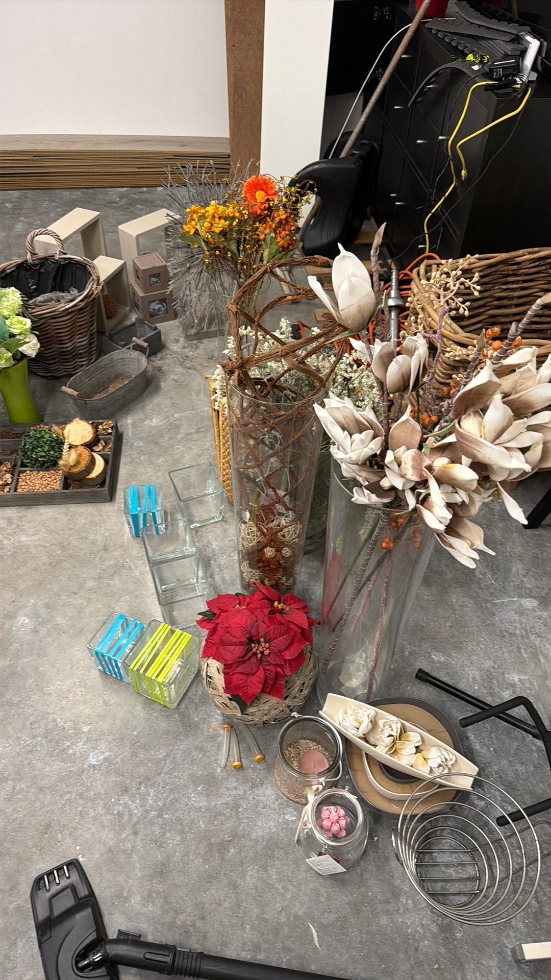 Rommelmarkt spullen, kledij, schoenen, puzzel, deco …, Ophalen, Zo goed als nieuw
