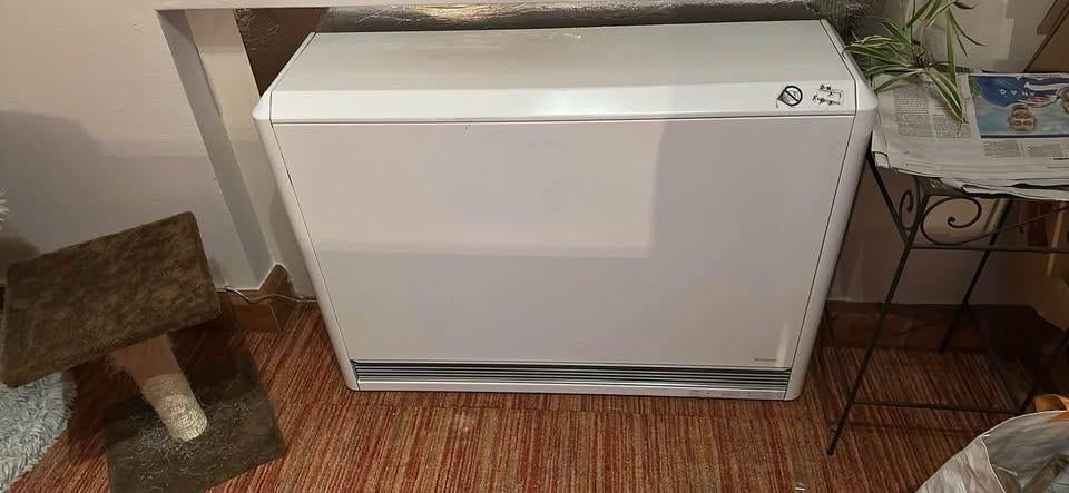 Dimplex vfmi 40 c accumulatieverwarmer, Doe-het-zelf en Bouw, Ophalen, 30 tot 80 cm, Radiator, Zo goed als nieuw