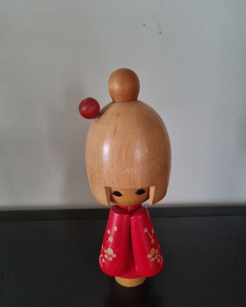 Mooie Haregi Kokeshi van Kenji Koyano, Antiek en Kunst, Kunst | Niet-Westerse kunst, Verzenden