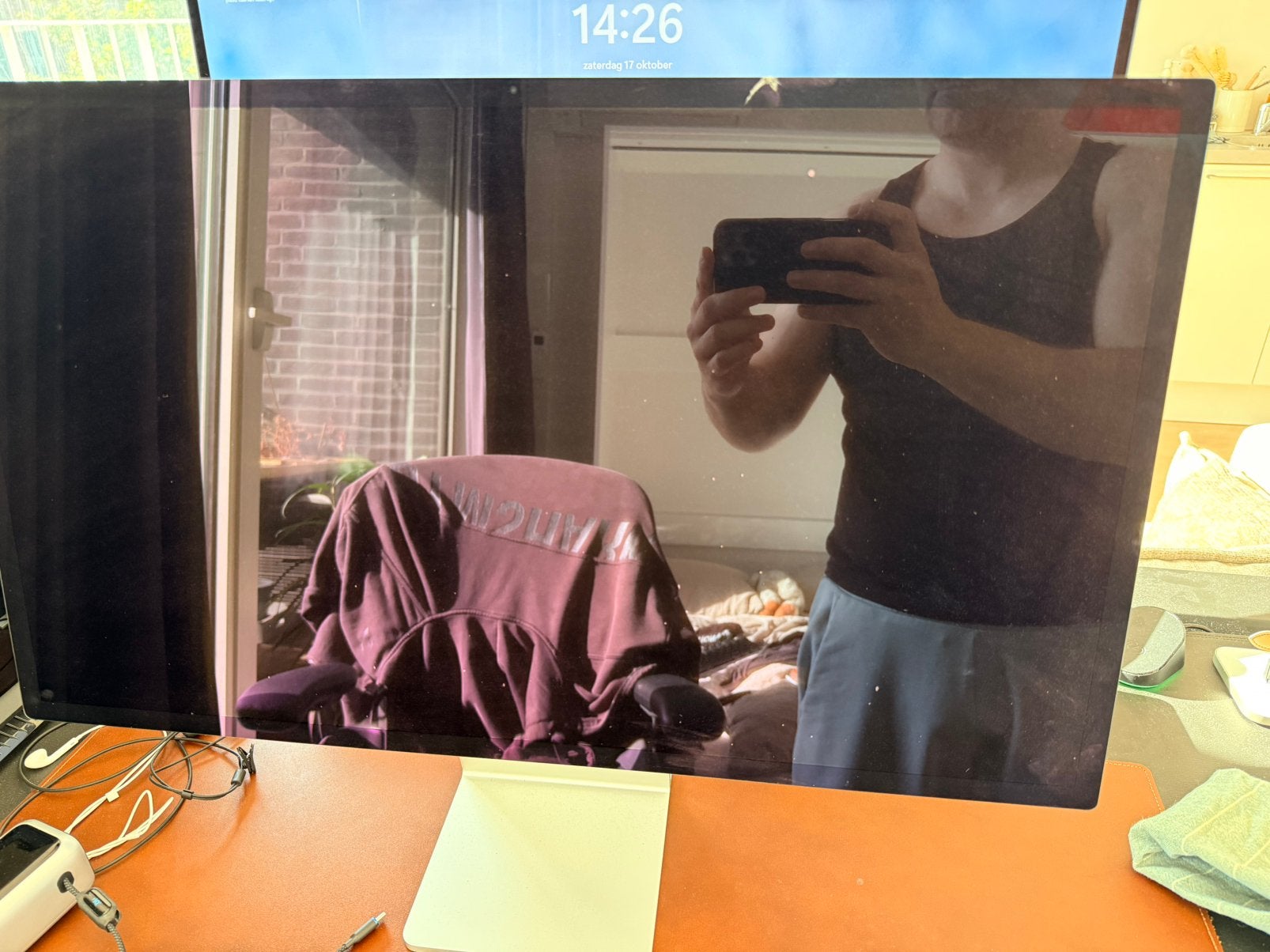 Apple studio display standard glass en voet, Ophalen, Gebruikt