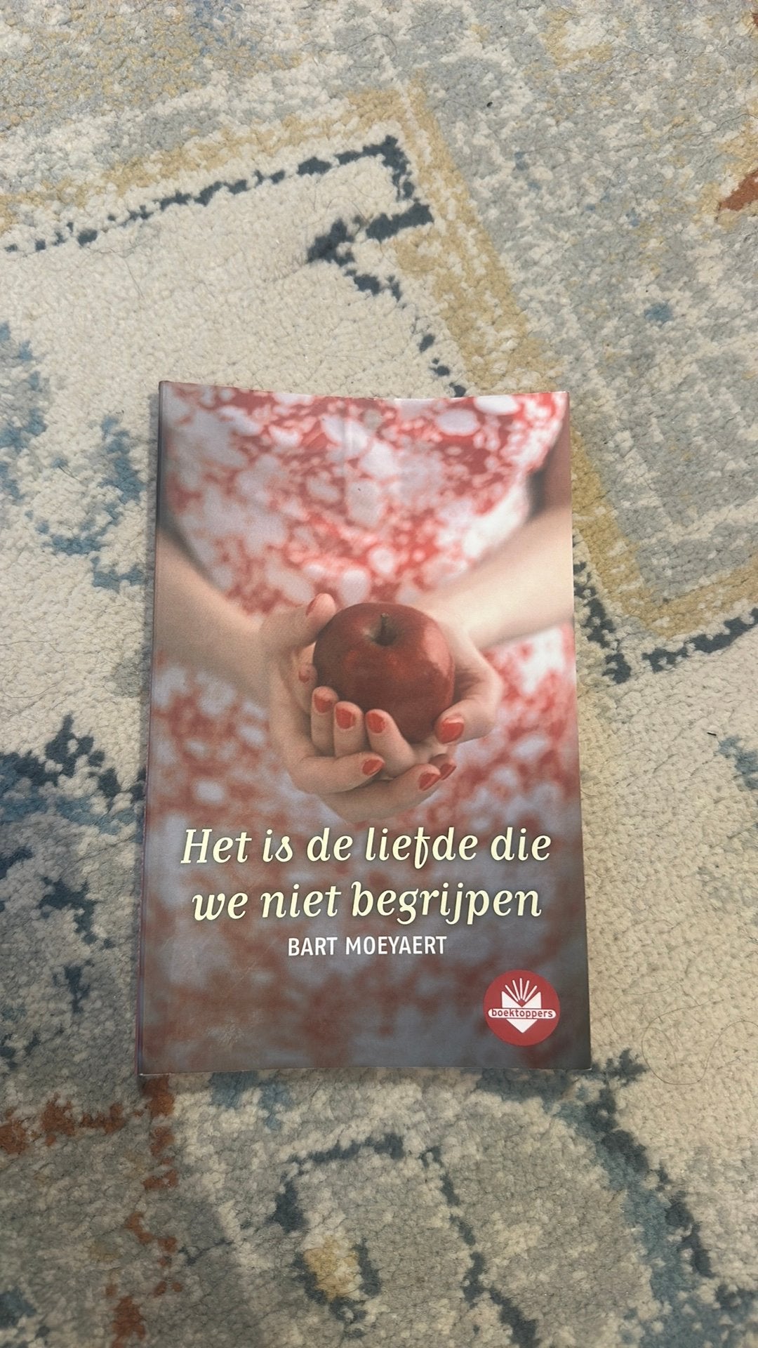 Het is de liefde die we niet begrijpen boek, Livres, Enlèvement ou Envoi, Comme neuf