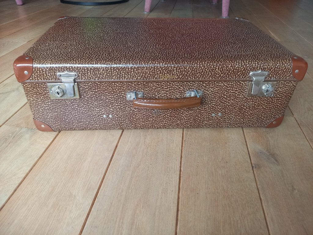 Retro koffer Vulcanic Engeland, Handtassen en Accessoires, Koffers, Ophalen