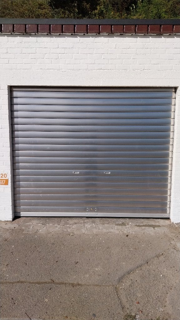 Grand Garage a louer 18 M2 entre Huy et Flemalle, Immo, Provincie Luik