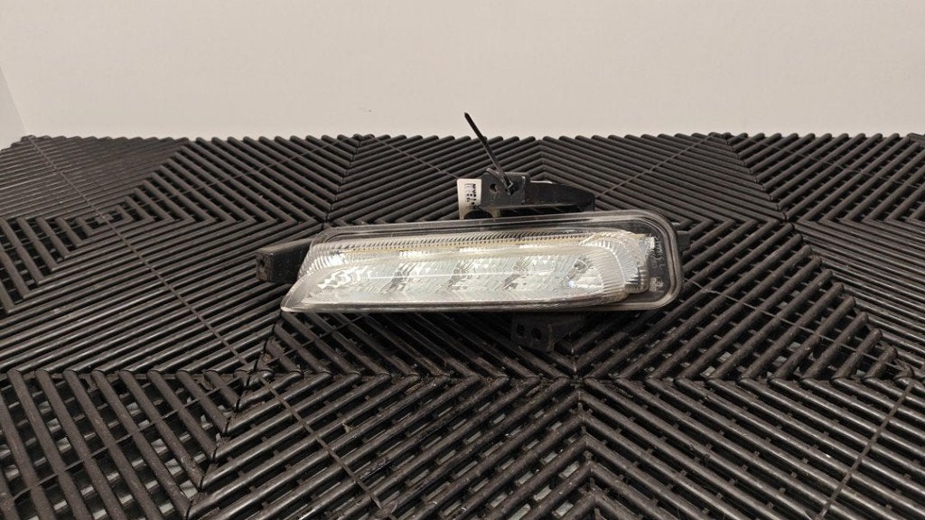 DAGRIJVERLICHTING LINKS Swift (ZC / ZD) (|3658452R00|), Gebruikt, Valeo, 100, rue de Courcelles
75017  Paris, FR, Info@valeo.fr