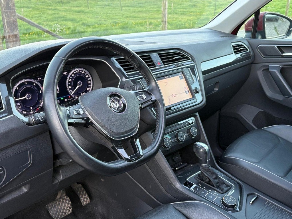 Volkswagen Tiguan 2.0TDI 4Motion Highline Pano DSG Xenon, Autos, Euro 6, Entreprise, Carnet d'entretien, Diesel