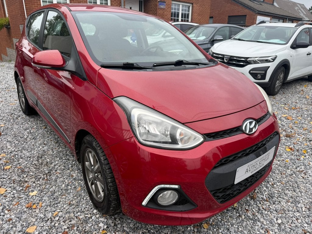 Hyundai i10 1.0 ESSENCE/PDC/USB/AUX/JANTES/CLIM, Auto's, Voorwielaandrijving, Euro 6, Bluetooth, Handgeschakeld