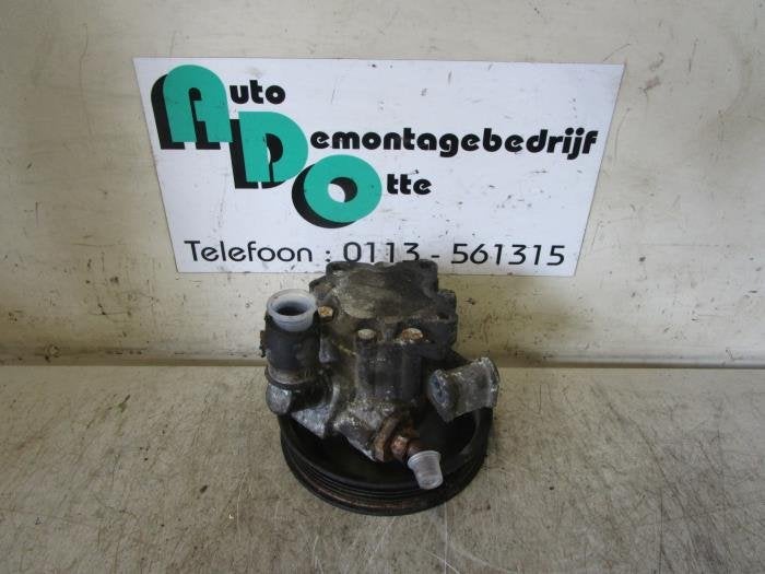 Pompe direction assistée d'un Mercedes Vito (Vito 96-), Autos : Pièces & Accessoires, Commande, Mercedes-Benz, Utilisé, 3 mois de garantie