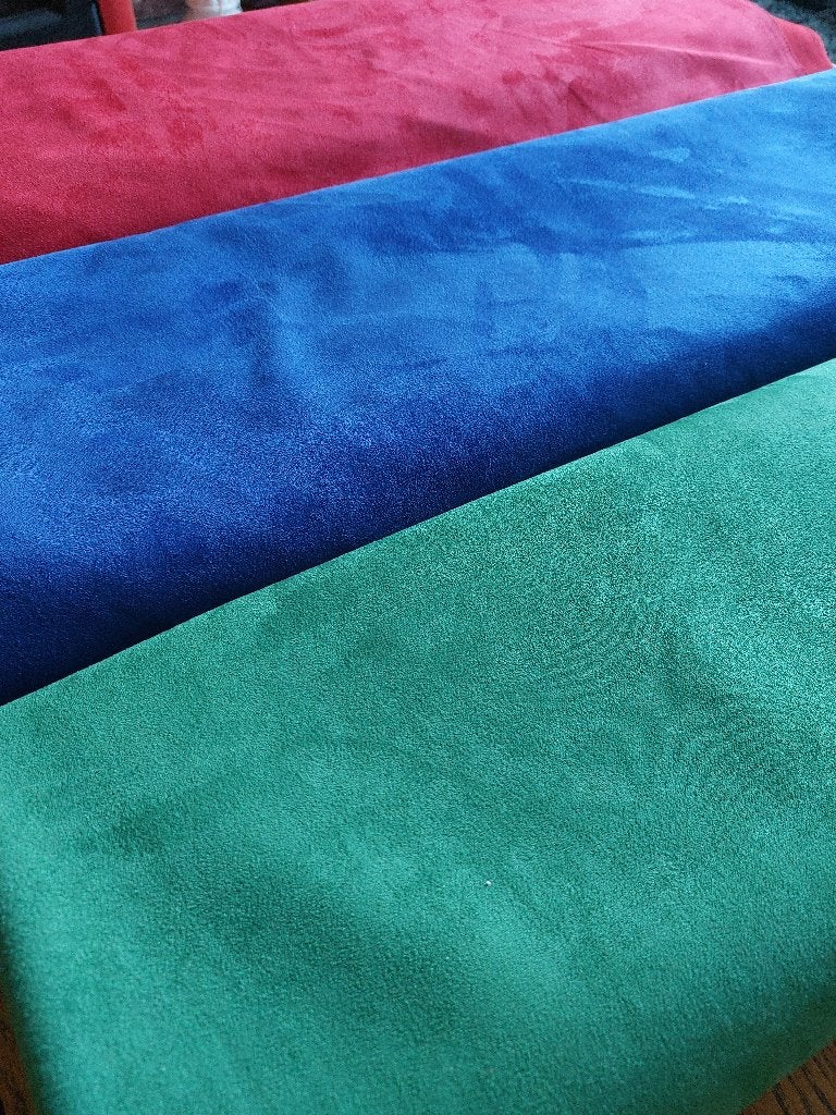 Alcantara stof - suede  - daim - nieuw - 3 x 7,5m², Hobby en Vrije tijd, Ophalen, Overige materialen, Overige kleuren, 120 cm of meer