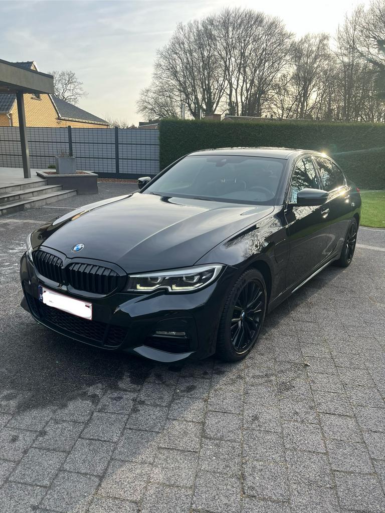 BMW 330e berline M-pack, Auto's, Automaat, Achterwielaandrijving, Lane Keeping Assist, 4 cilinders