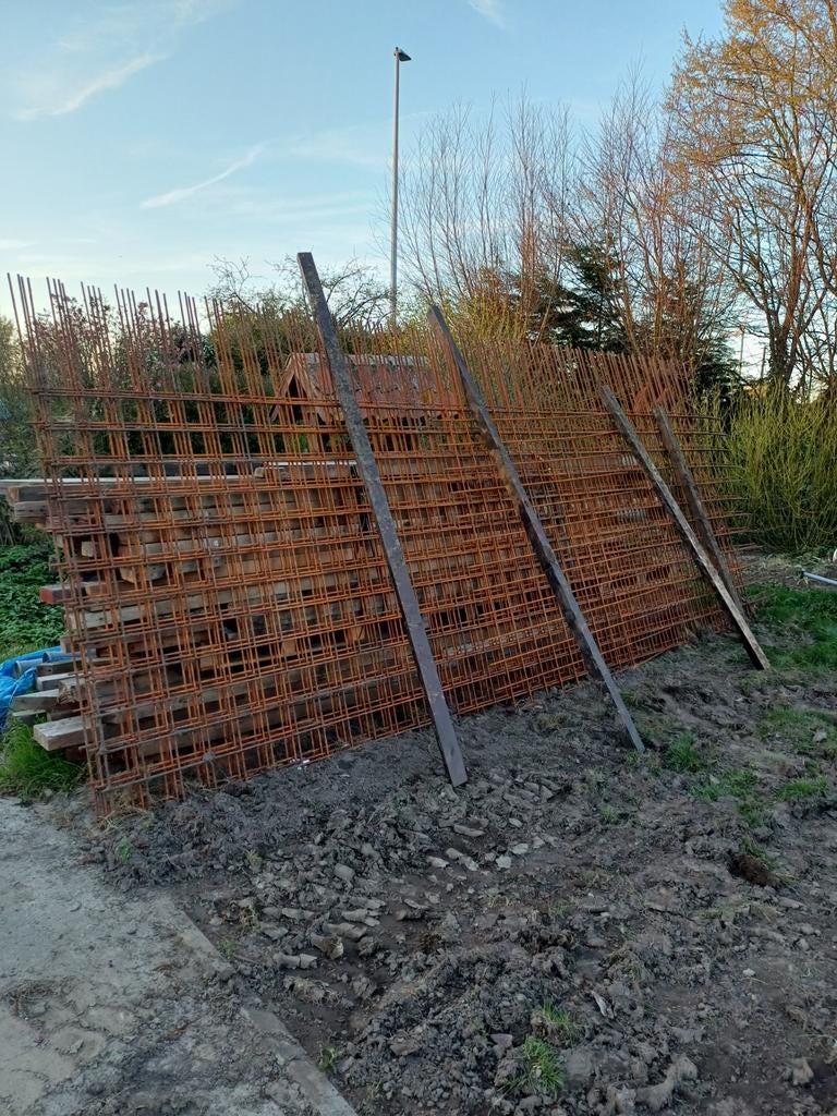 Betonnet met stek., Doe-het-zelf en Bouw, Ophalen