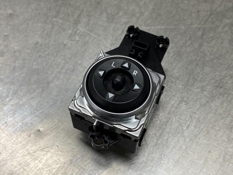 SPIEGEL SCHAKELAAR Hyundai i30 (GDHB5) (|39Y4811110|), Auto-onderdelen, Gebruikt, Hyundai