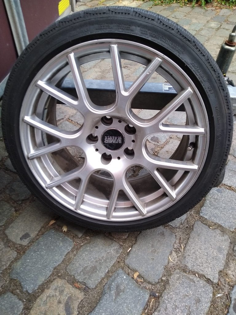 2 VMR Wheels velgen 18 x 8 1/2J met Michelin 225/40 R18 92V, Auto-onderdelen, Banden en Velgen, Ophalen, 18 inch, Gebruikt, Banden en Velgen