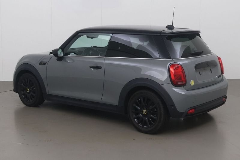 Mini Cooper SE E-Mini (F56 LCI II) e-mini 28.9 kwh 184 AT, Achat, 1440 kg, 135 kW, Entreprise