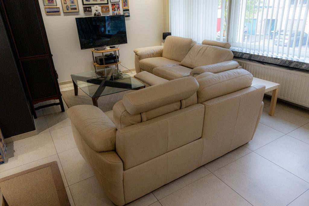 Elegante Natuzzi zetels – 2 en 2 ,5-zit, Huis en Inrichting, Zetels | Zetels, Gebruikt, Rechte bank, Vierpersoons of meer, 200 tot 250 cm