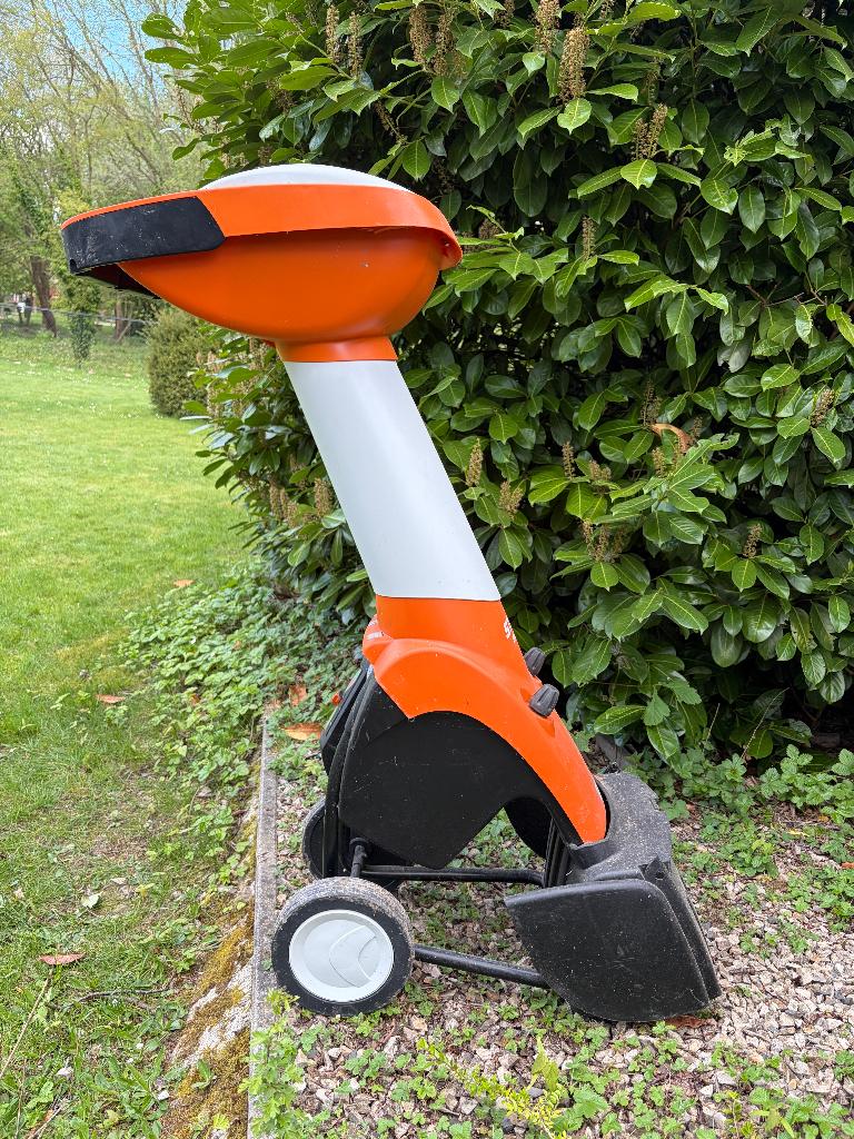 broyeur stihl, Jardin & Terrasse, Enlèvement, Utilisé, Électrique, Stihl