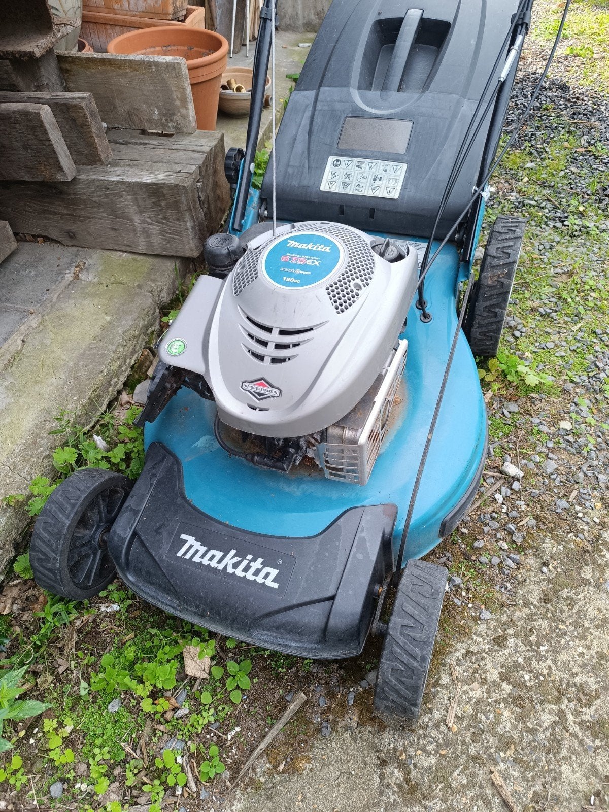 Makita 675EX, Jardin & Terrasse, Enlèvement, Utilisé, Tondeuses à gazon à essence, Makita