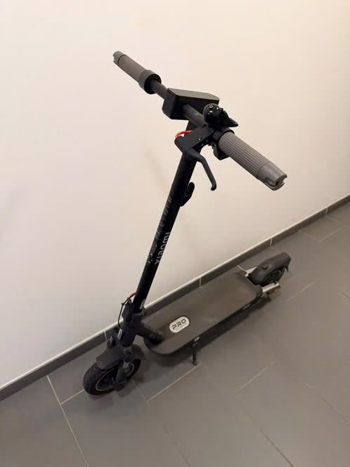 Ninebot, Vélos & Vélomoteurs, Trottinettes, Enlèvement ou Envoi, Comme neuf